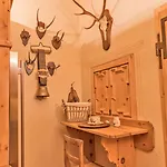 Casa Storica Nel Centro Di 4 Bever