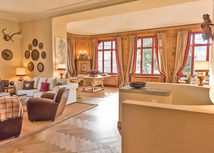 Casa Storica Nel Centro Di 4 *