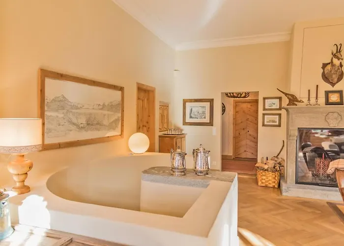 Casa Storica Nel Centro Di 4 *