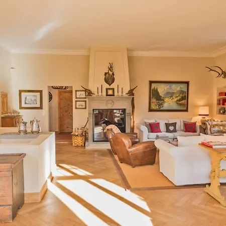 Feriehus Casa Storica Nel Centro Di 4 *