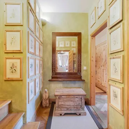 Casa Storica Nel Centro Di 4