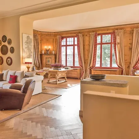 Casa Storica Nel Centro Di 4 *