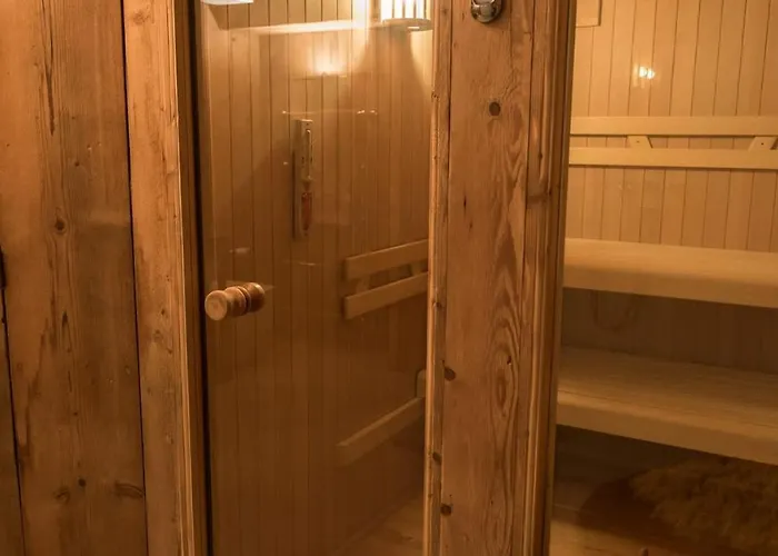 Casa Storica Nel Centro Di 4 *