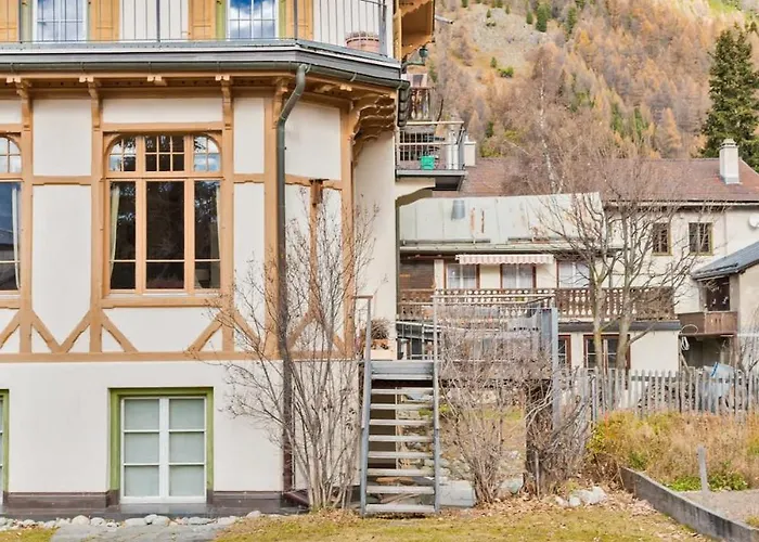 Casa Storica Nel Centro Di 4 Bever