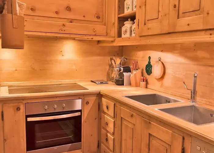 Casa Storica Nel Centro Di 4 *